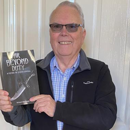 Alison Mullen - Tiny Readers